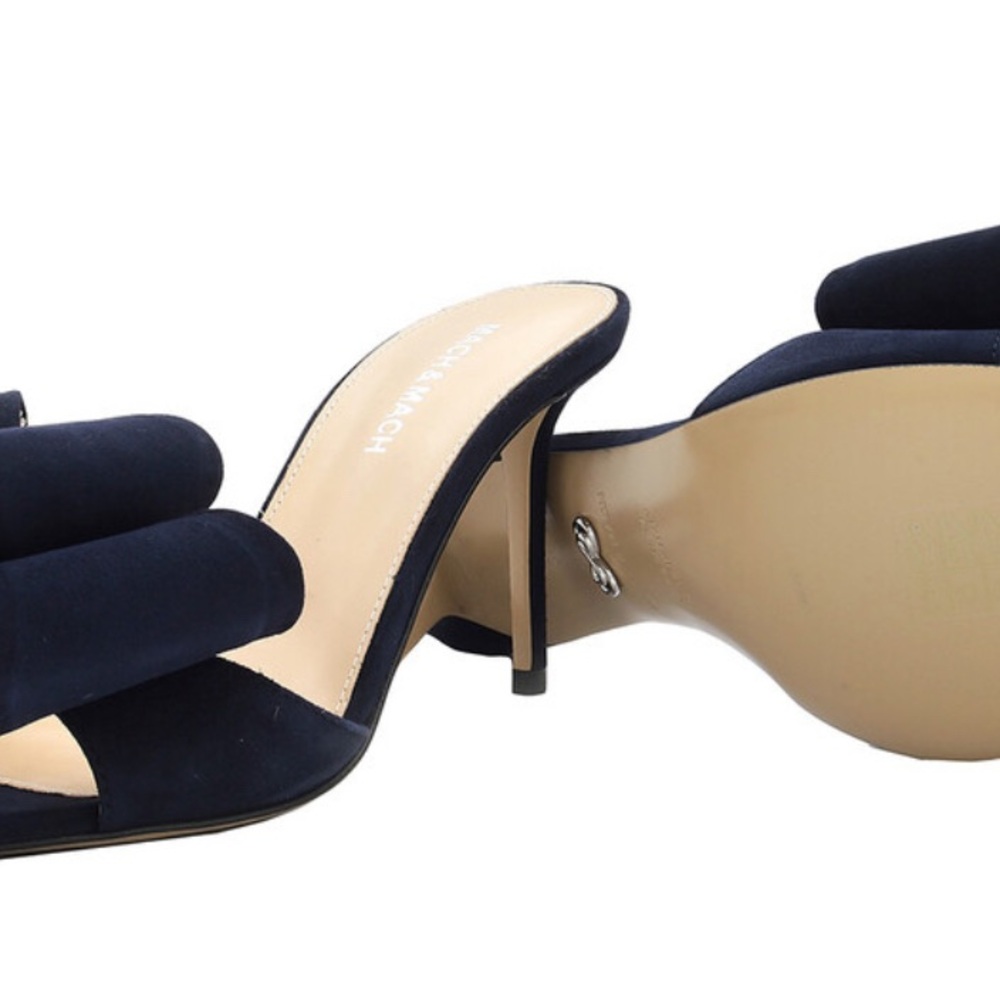 NWT MACH & MACH Dark Blue Bow Heels